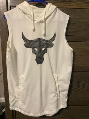 The Rock Under Armour Sleeveless Hoodie, Men’s Size Small, NEW Never Worn